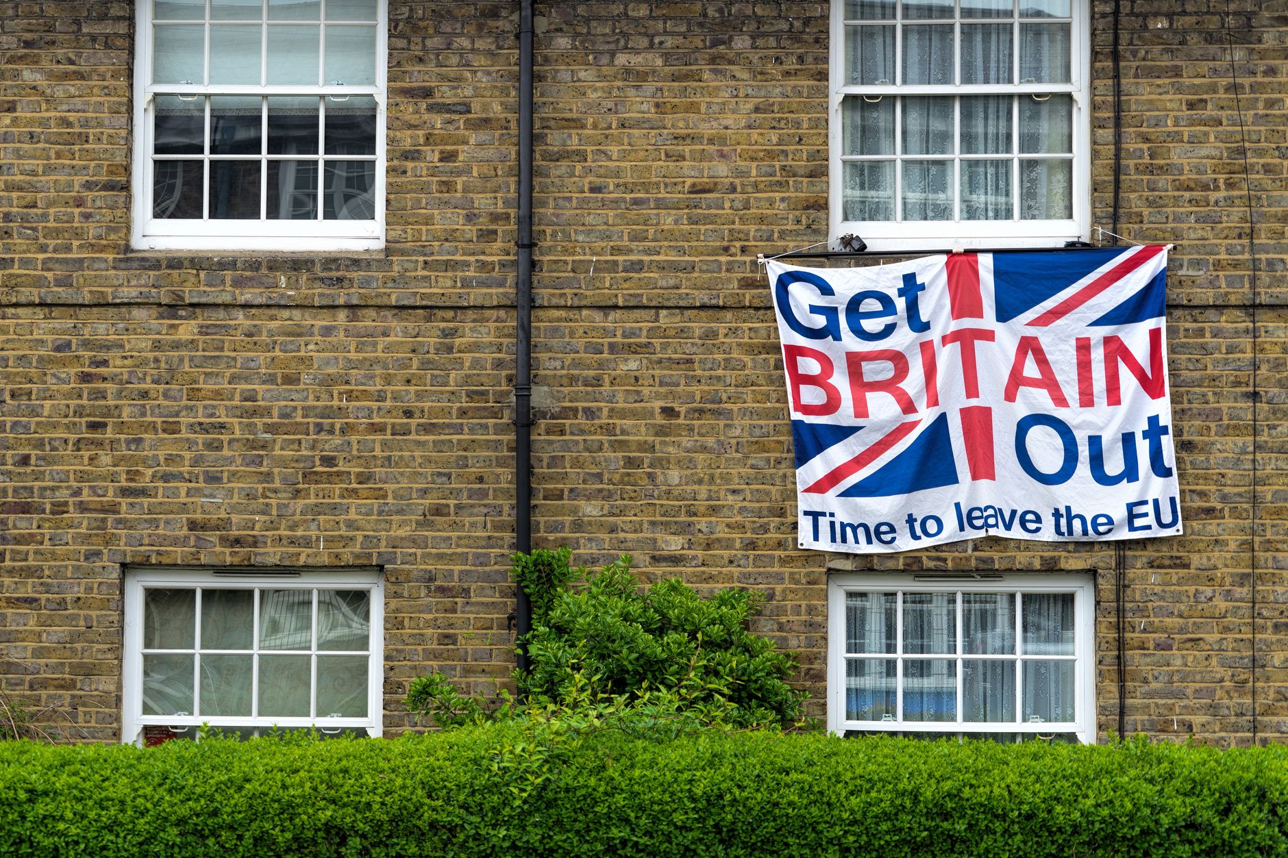 10 years after Brexit, British town warns Canada on referendums
