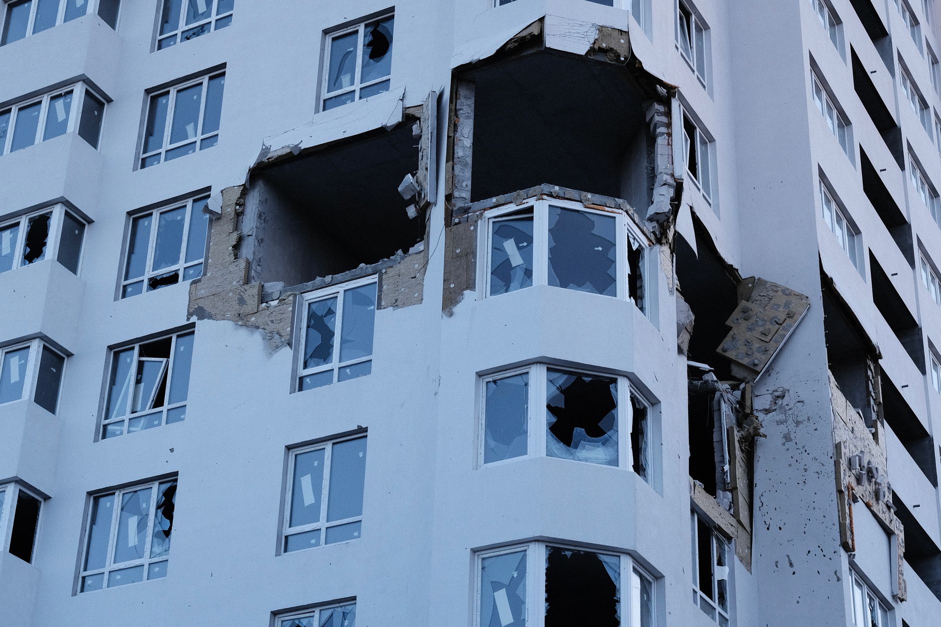 Strata forced to pay damages after failing to address neighbour's secondhand smoke