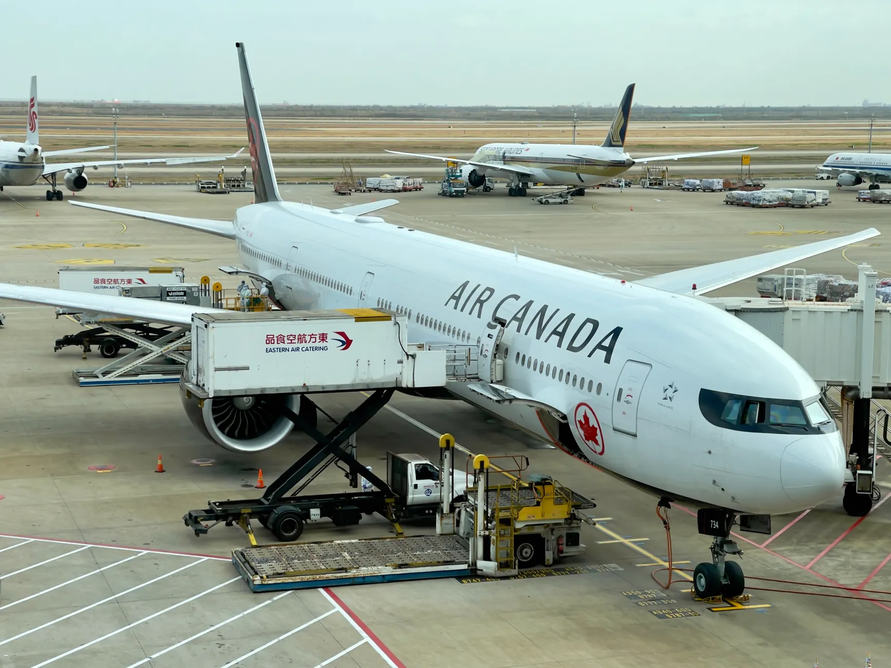 Montreal's second airport opens with 30 daily flights