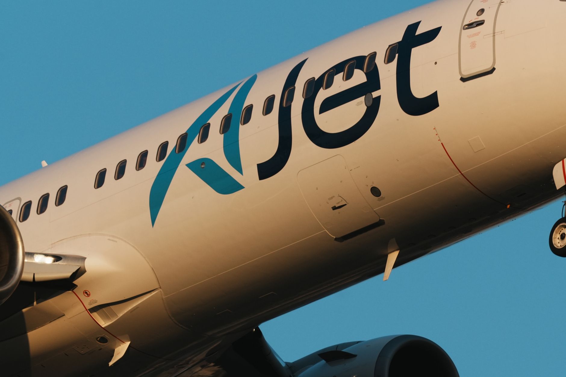 WestJet cutting five popular flight routes from Vancouver this winter