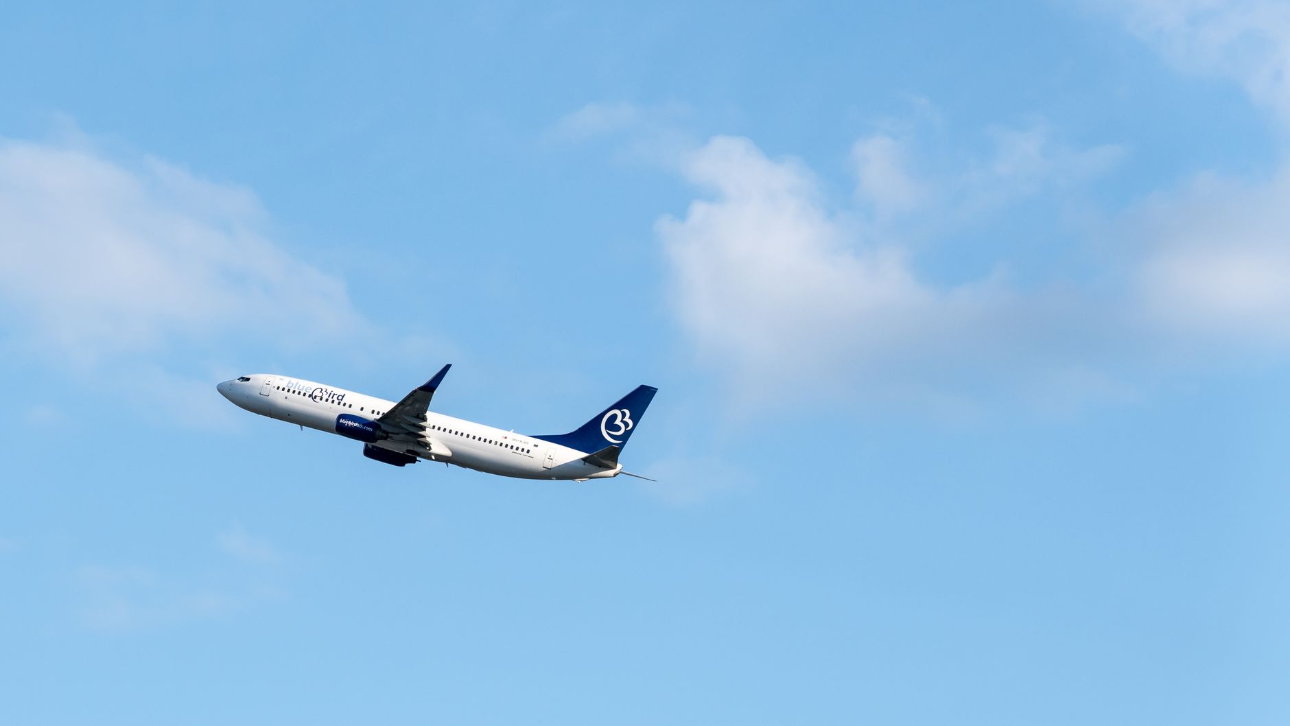 Air Canada launches downtown-to-airport shuttle for $9 before taxes