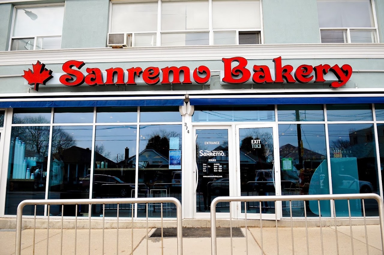SanRemo Bakery's new Kraft Dinner cheesecake is summer ready