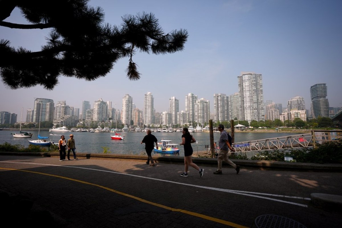Metro Vancouver Outside Workers Strike After Contract Talks Stall