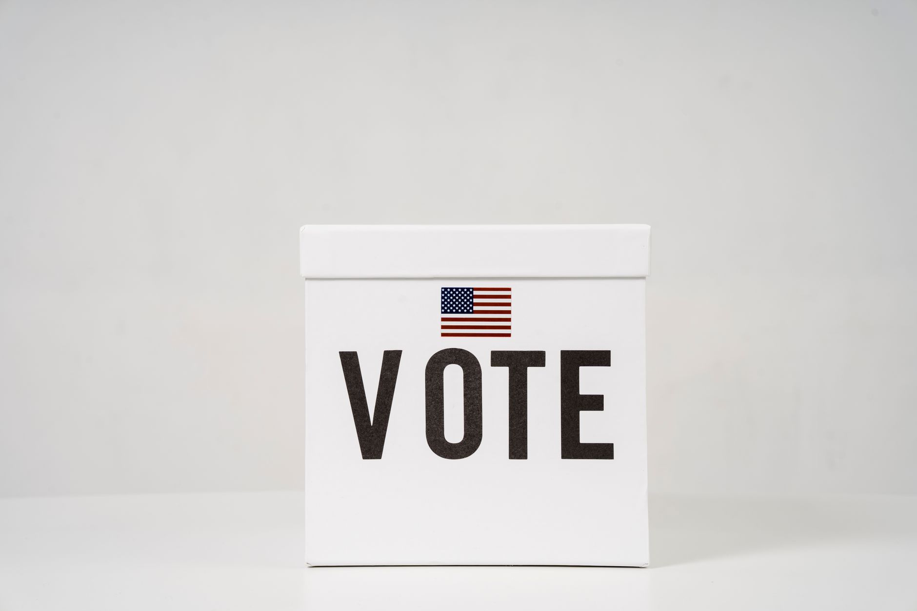 Elections Alberta clarifies what counts as referendum advertising ahead of separation vote