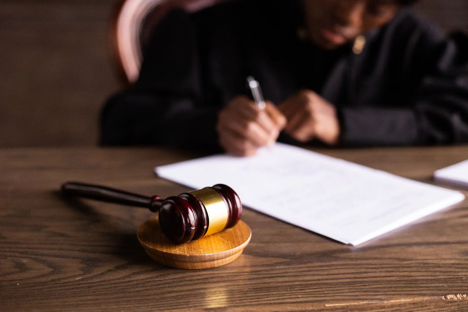 Ontario's new cash bail law takes effect, civil rights groups file urgent constitutional challenge
