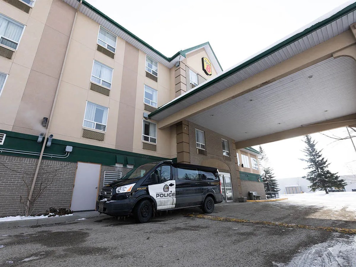 Gunman sentenced to 15 years for hotel shooting
