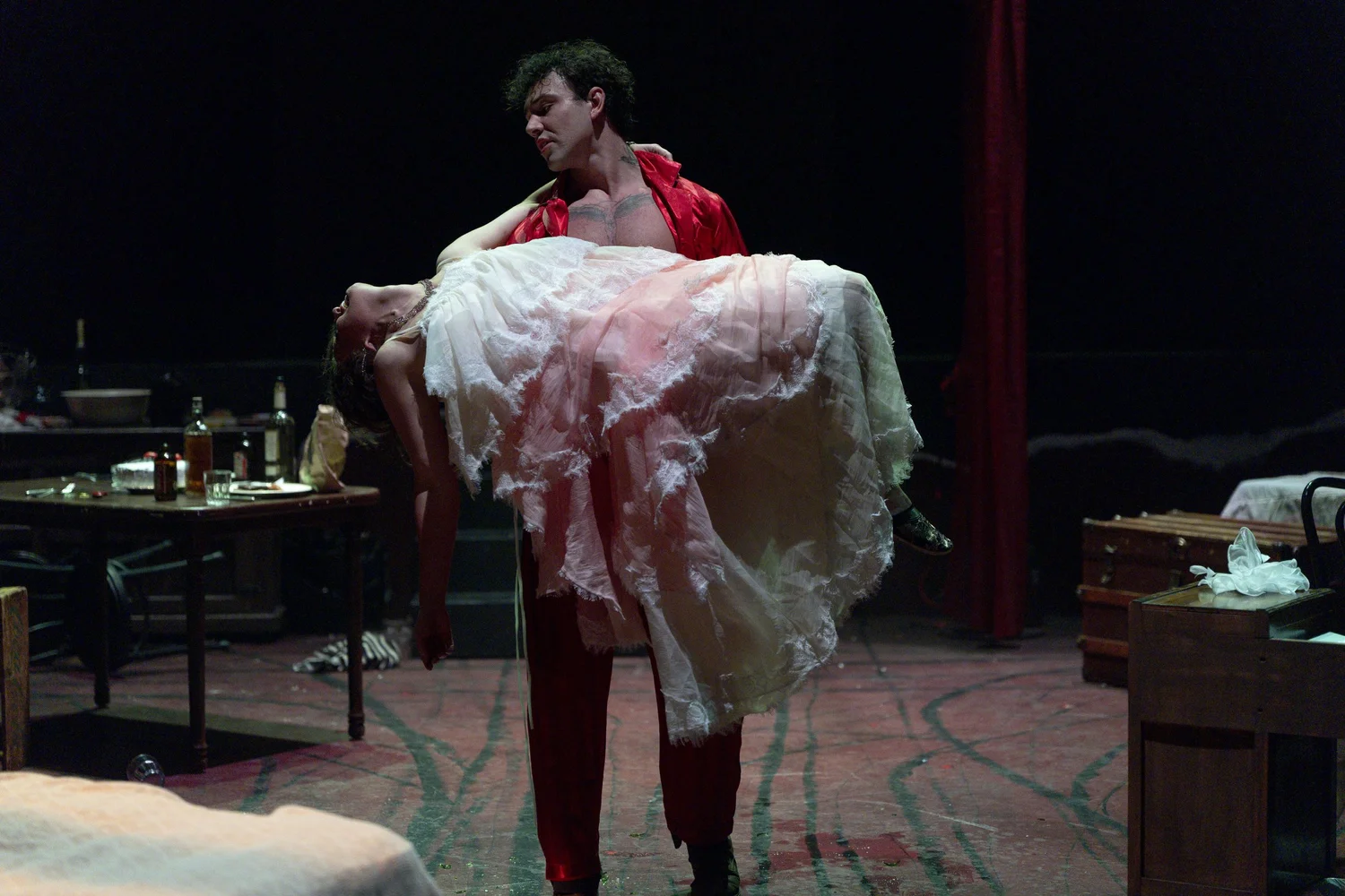 Ensemble Theatre's 'A Streetcar Named Desire' finds fragility and violence in Tennessee Williams' New Orleans apartment
