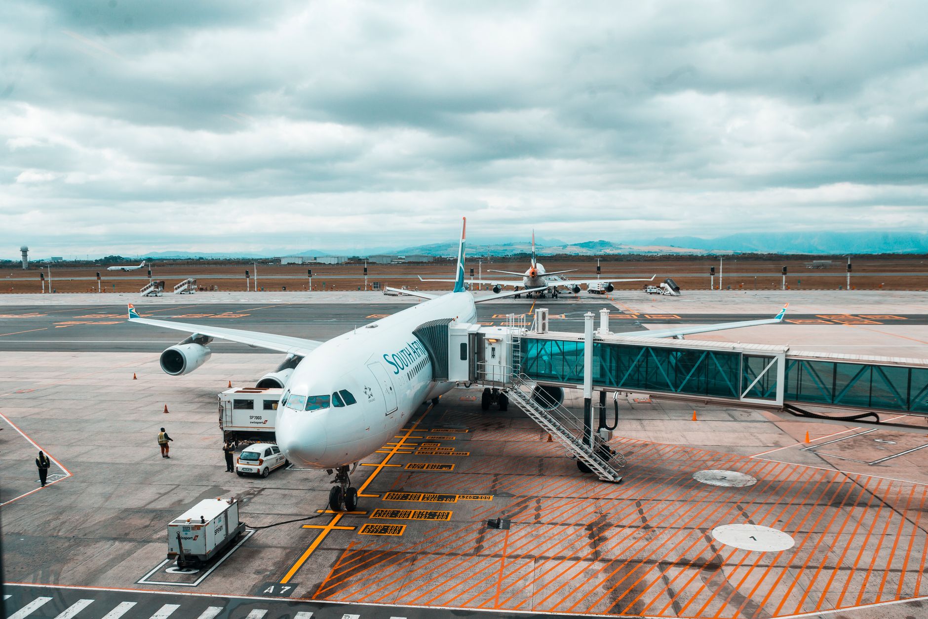 WestJet parks 737 fleet as strike deadline looms Sunday at midnight
