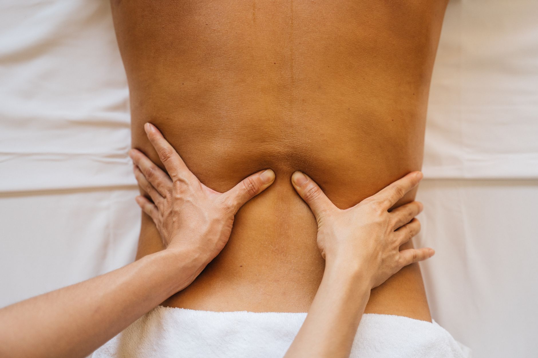 Massage therapist Julio Uribe Beltran faces 7 sexual assault charges in Edmonton and Leduc