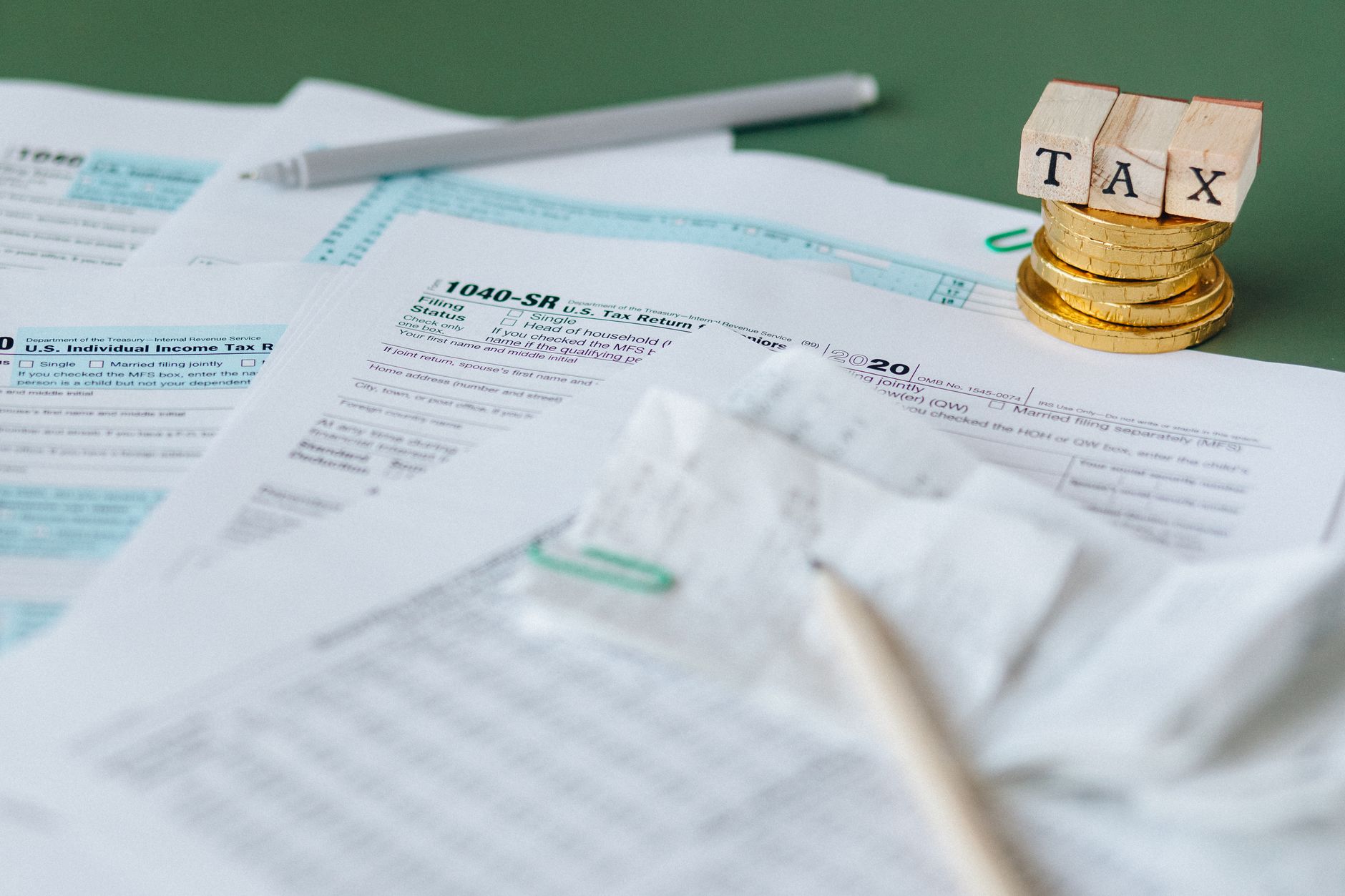 Tax Centre Backlog Hits 47 Weeks—Union Demands More Staff