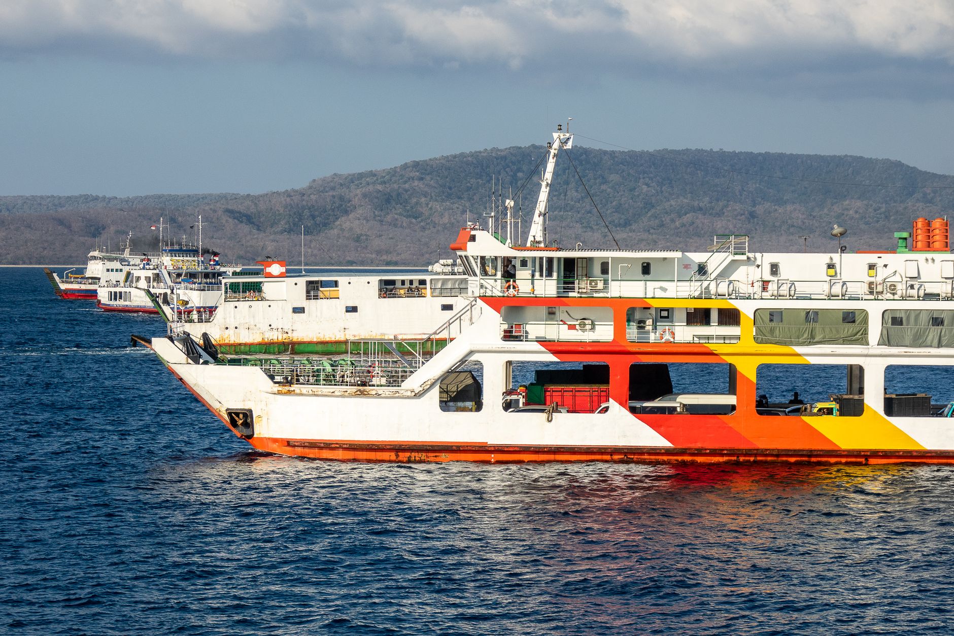 Wards Island ferry service suspended due to obstruction at dock