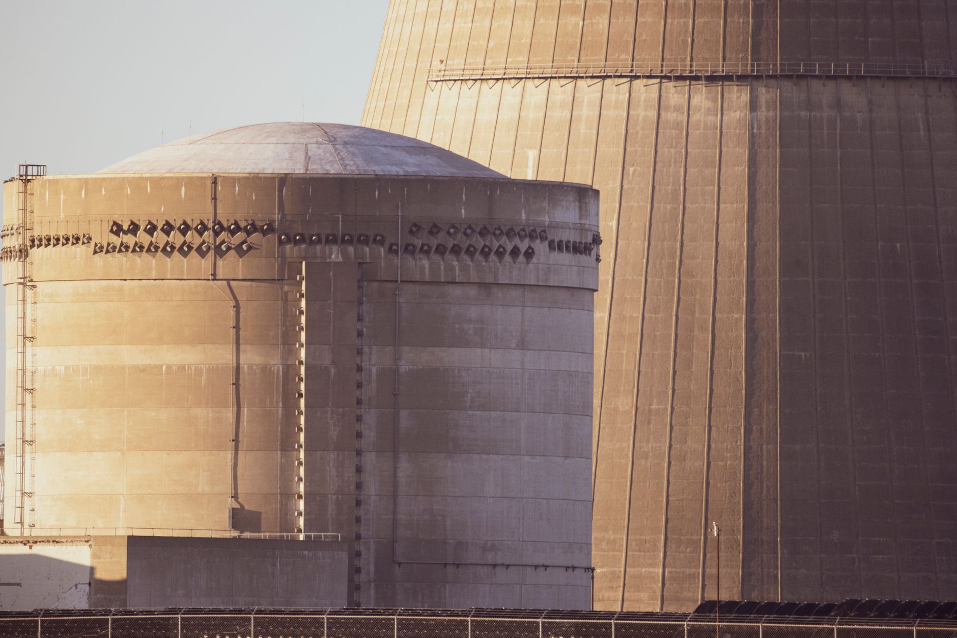 Canada plans to build up to 10 new nuclear reactors by 2040