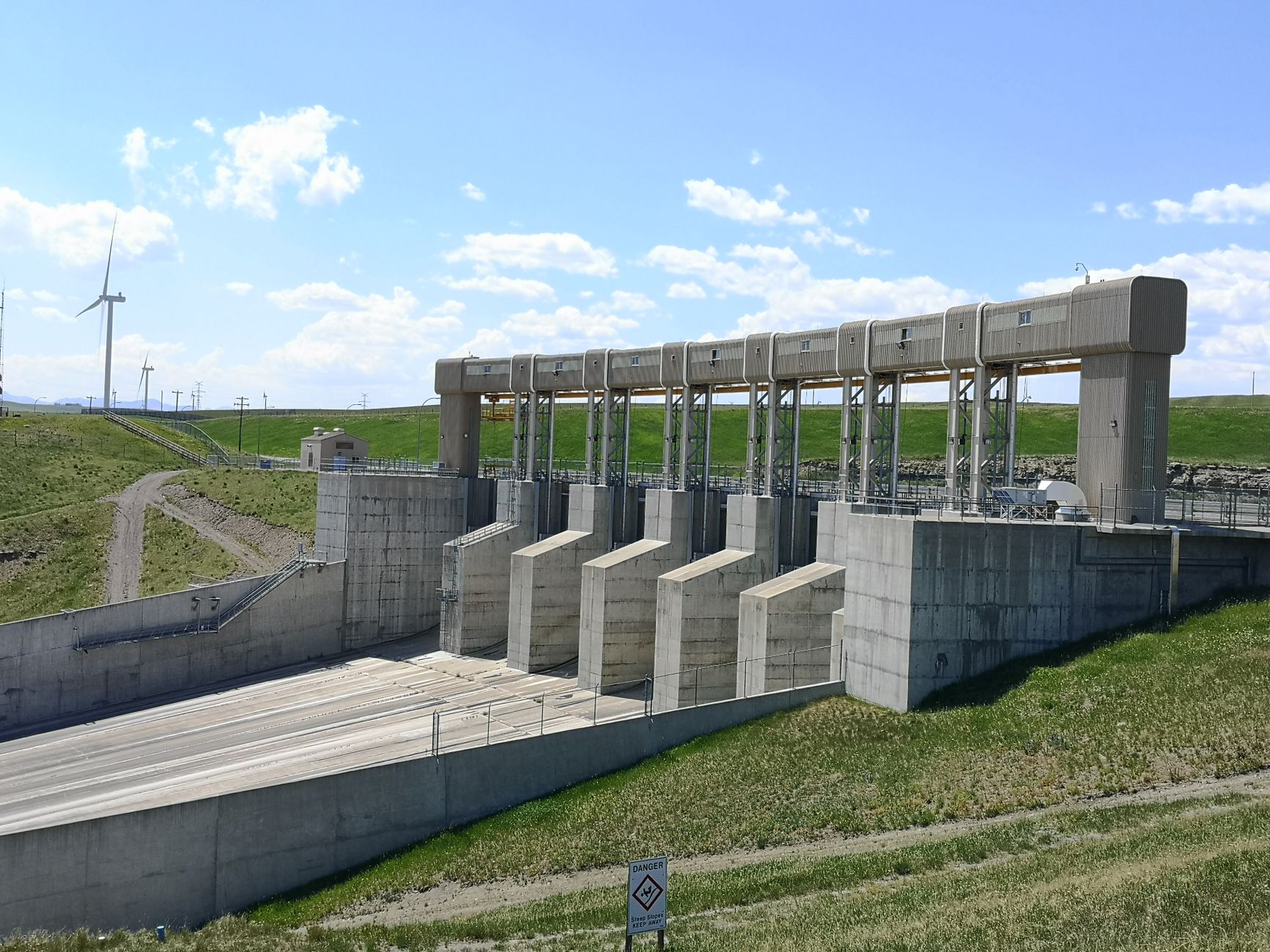 Quebec's $87B renewable energy push targets 77% clean power by 2050
