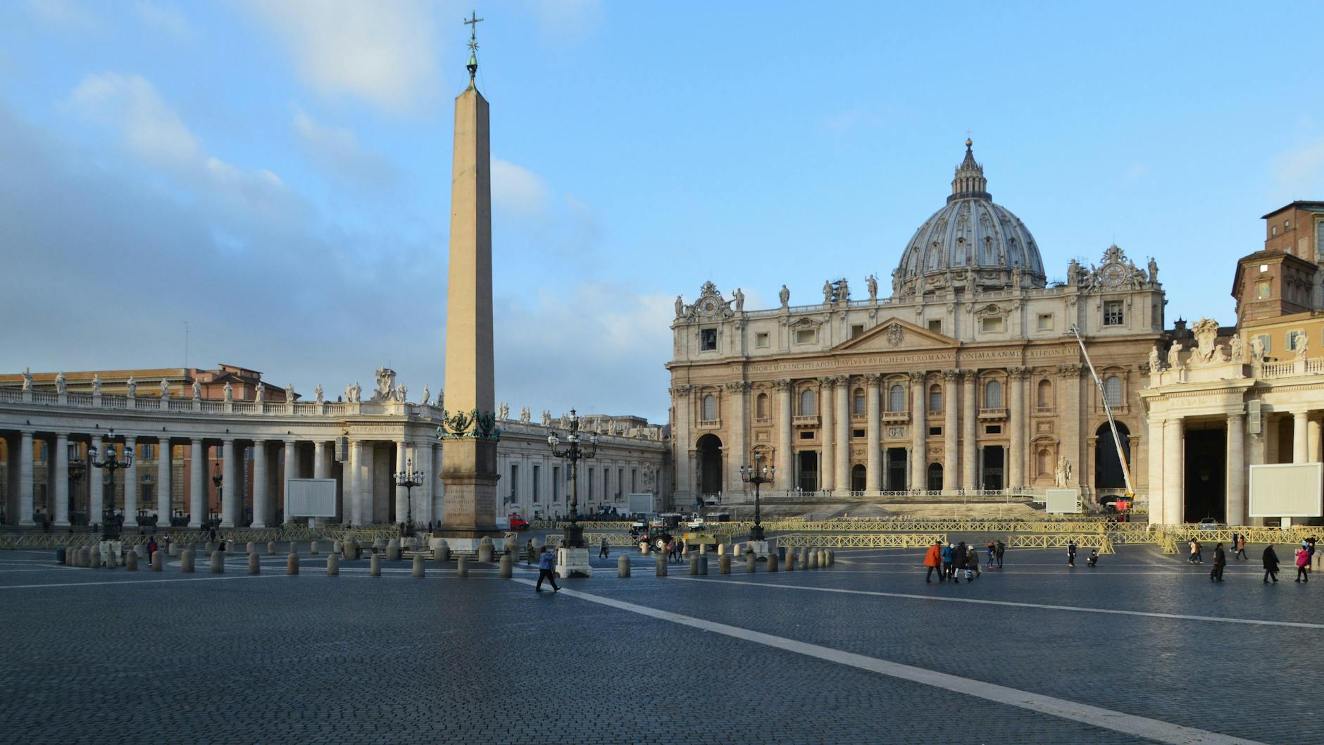 Carney tells Pope Canada will lead on responsible AI