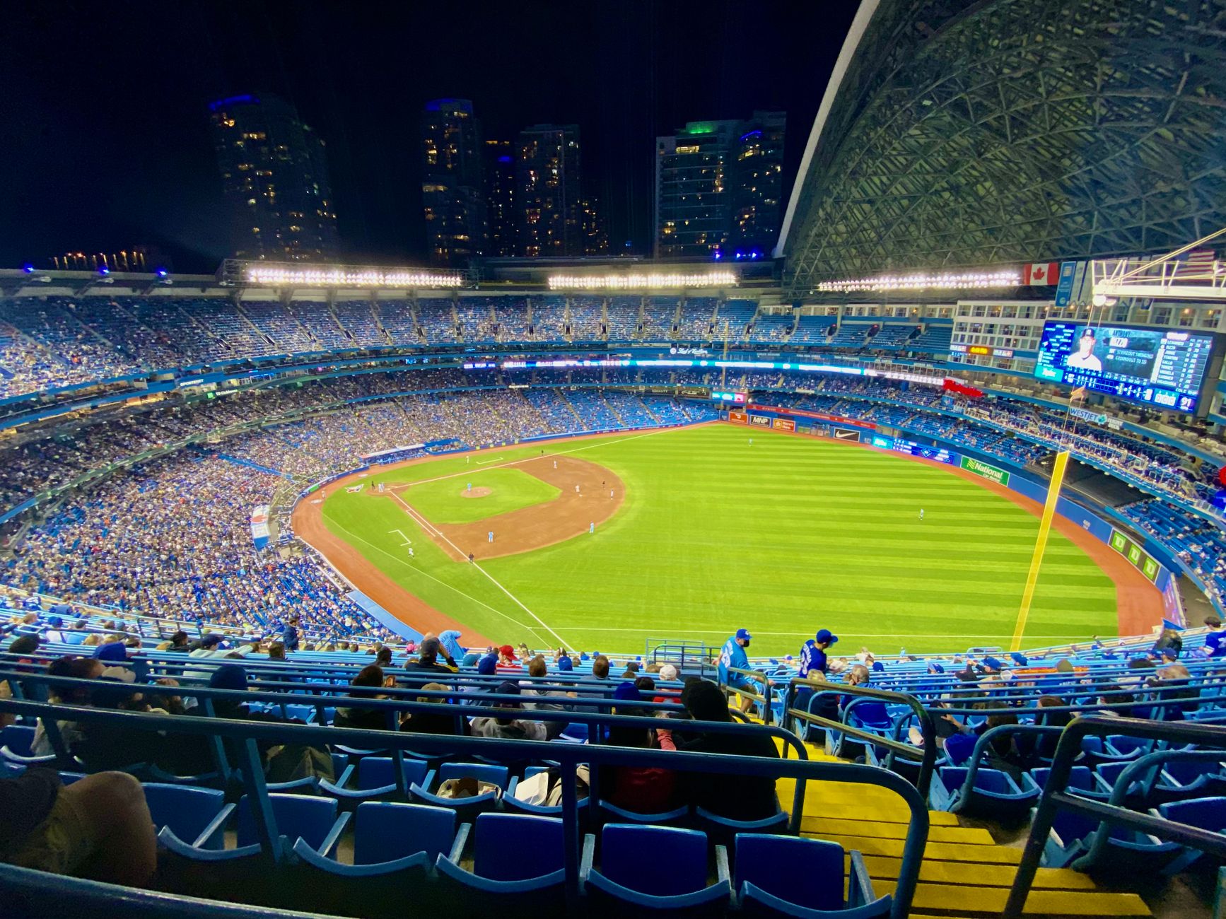 Rogers gifting 500 tickets to Canada Day Blue Jays game