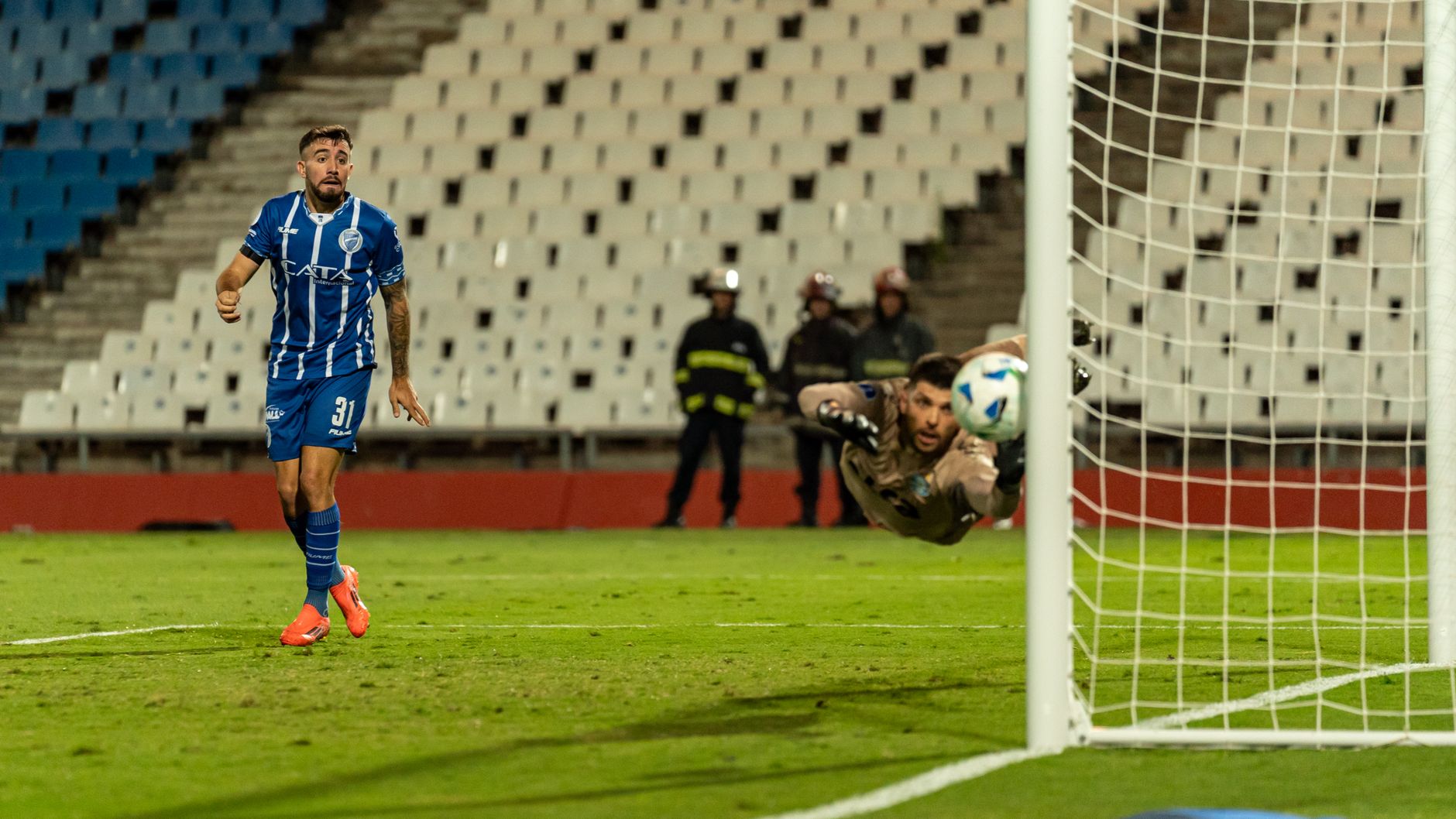 Vancouver FC Eagles lose 2–1 to Montreal in Canadian Championship quarterfinal