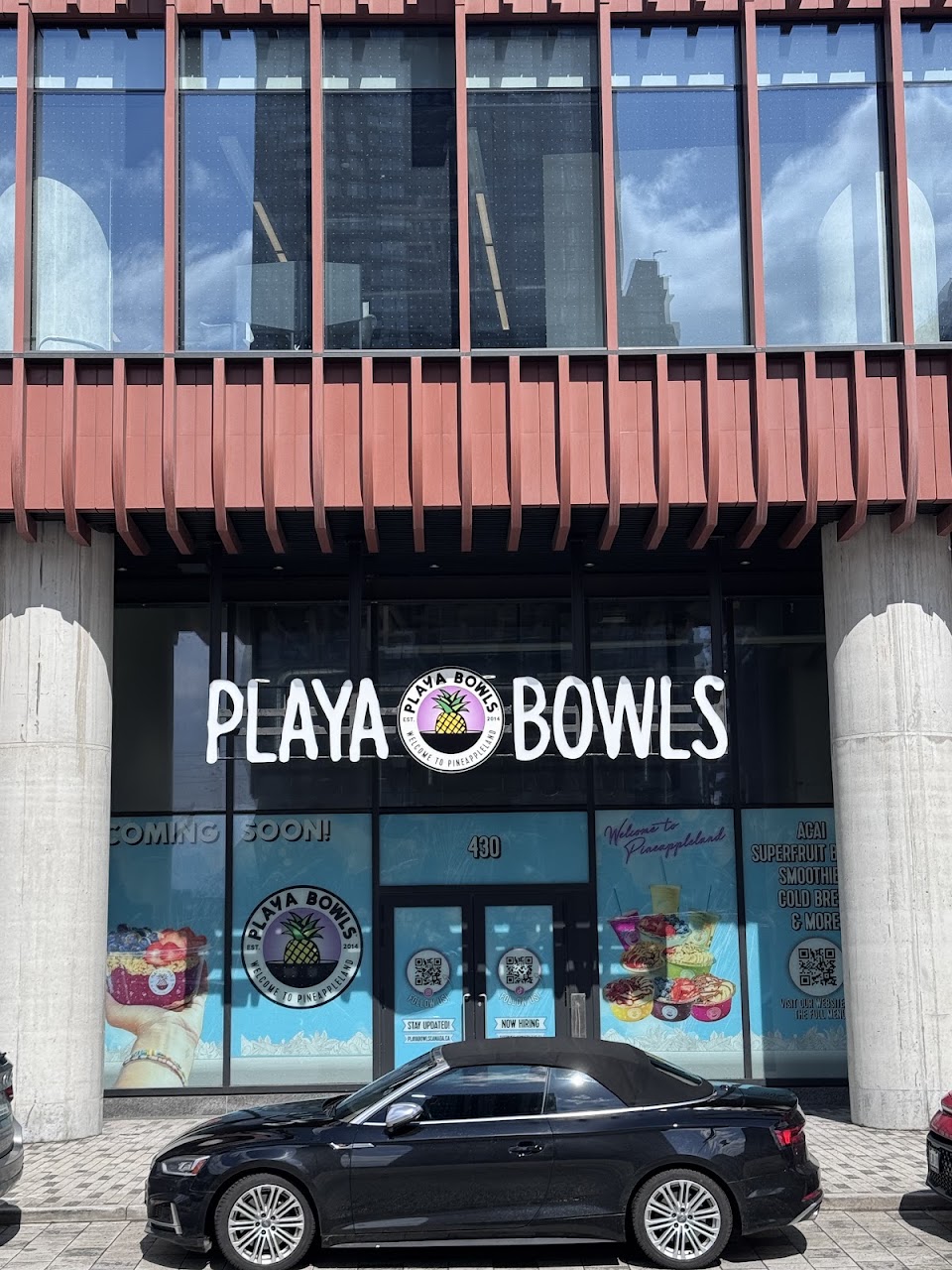 Playa Bowls opens first Canadian location at The Well