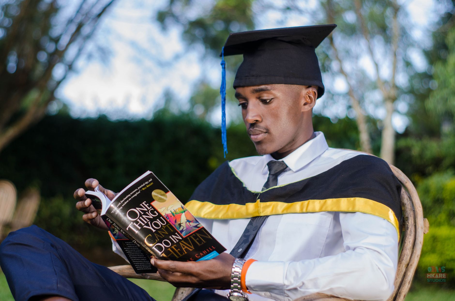 Dawson College graduate perseveres through grief to earn hard-won diploma