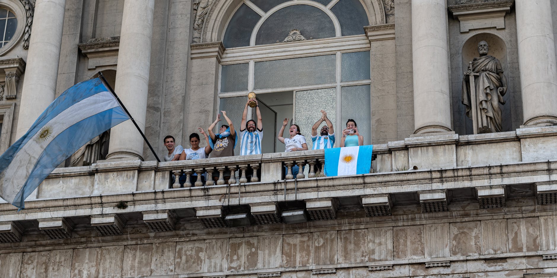 7 in 10 Toronto residents say World Cup cost isn't worth it