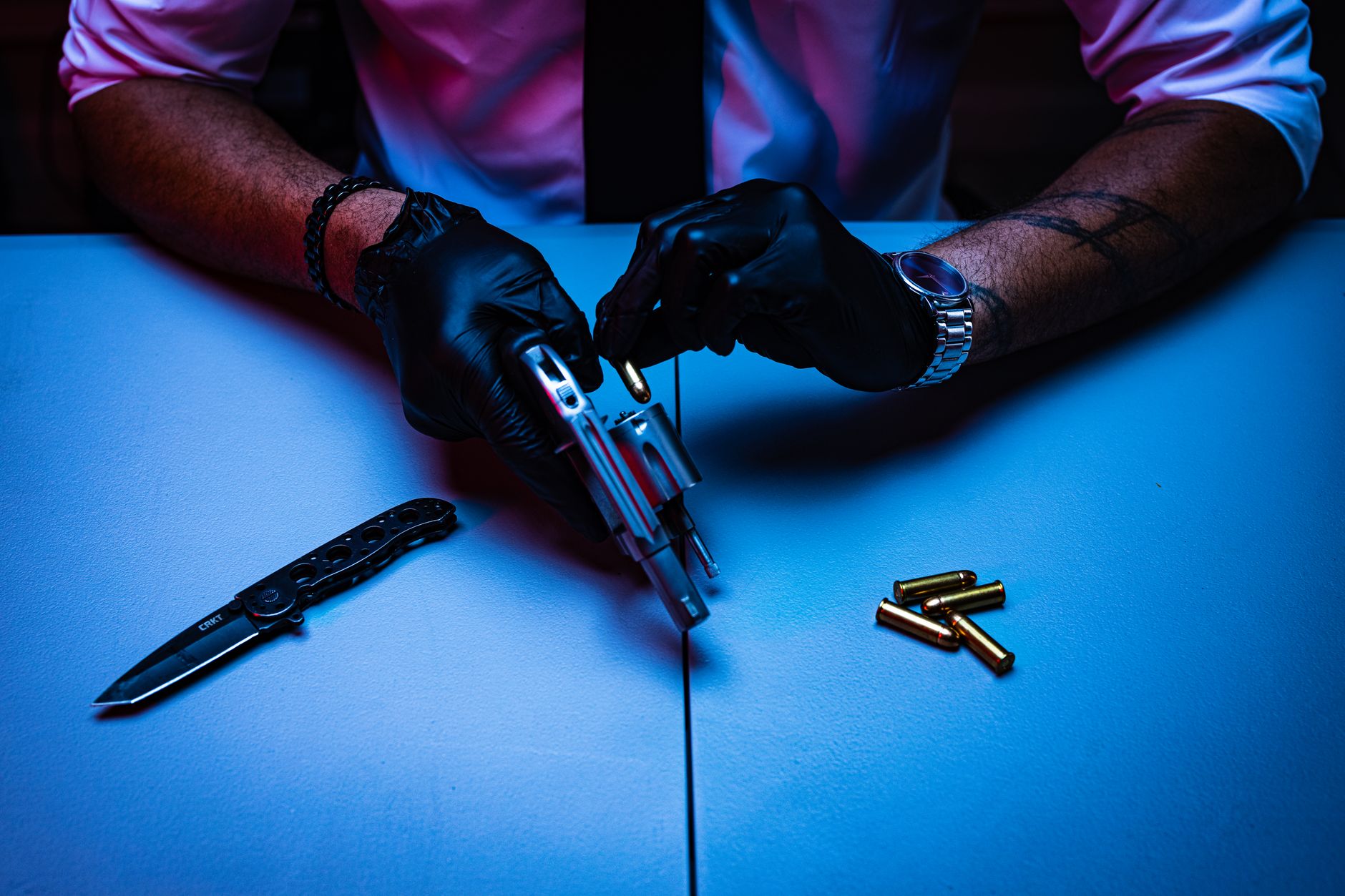 18-year-old arrested with replica gun and knife at Rideau Centre