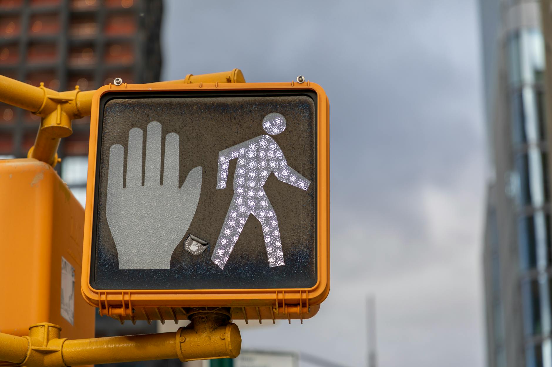 Pedestrian deaths surge as traffic signals skip hot spots
