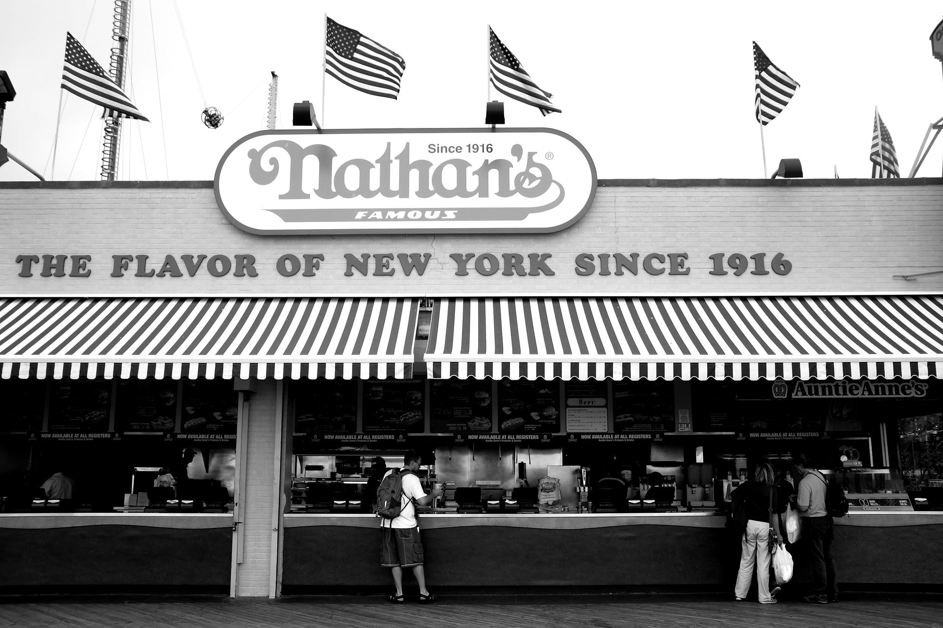 Joey Chestnut wins 18th Nathan's hot dog eating contest with 66 dogs in 10 minutes