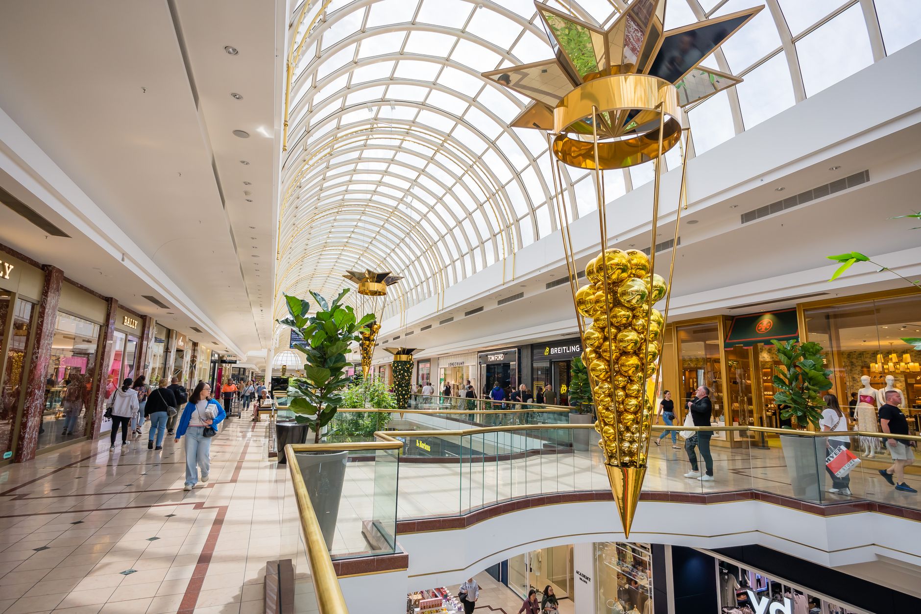 Carlingwood Shopping Centre owners scrap redevelopment plans—for now