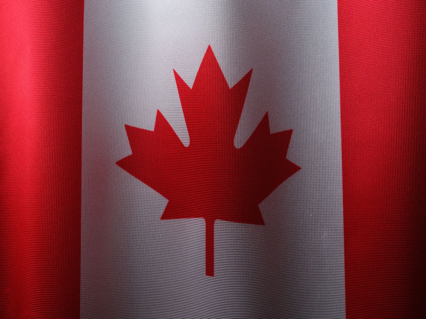 Maple Leafs sign No. 1 pick Gavin McKenna to three-year entry-level deal