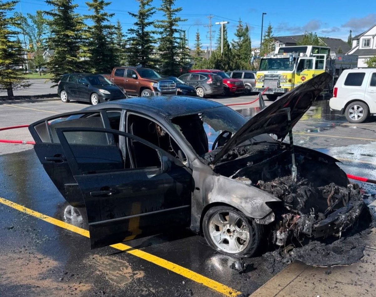 Airdrie firefighters respond to garage and vehicle fires over weekend