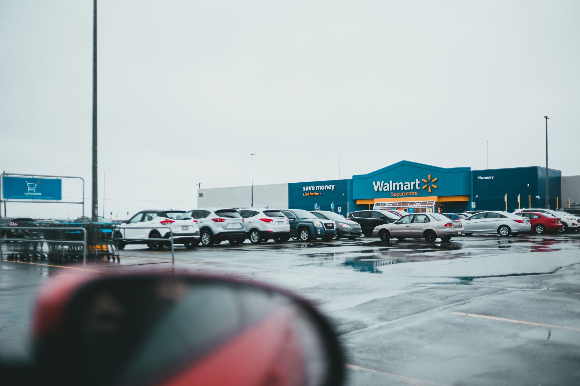 Walmart supercentre opening at Place d'Orléans in 2027