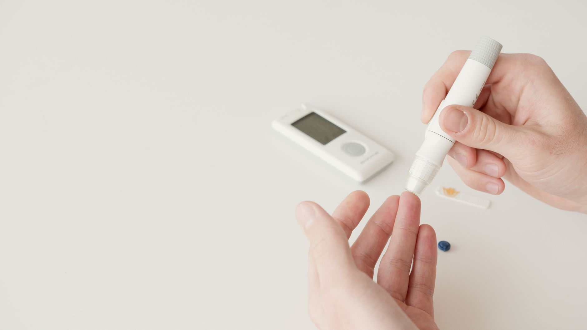 Alberta allows self-referral for private health testing starting Friday to reduce wait times