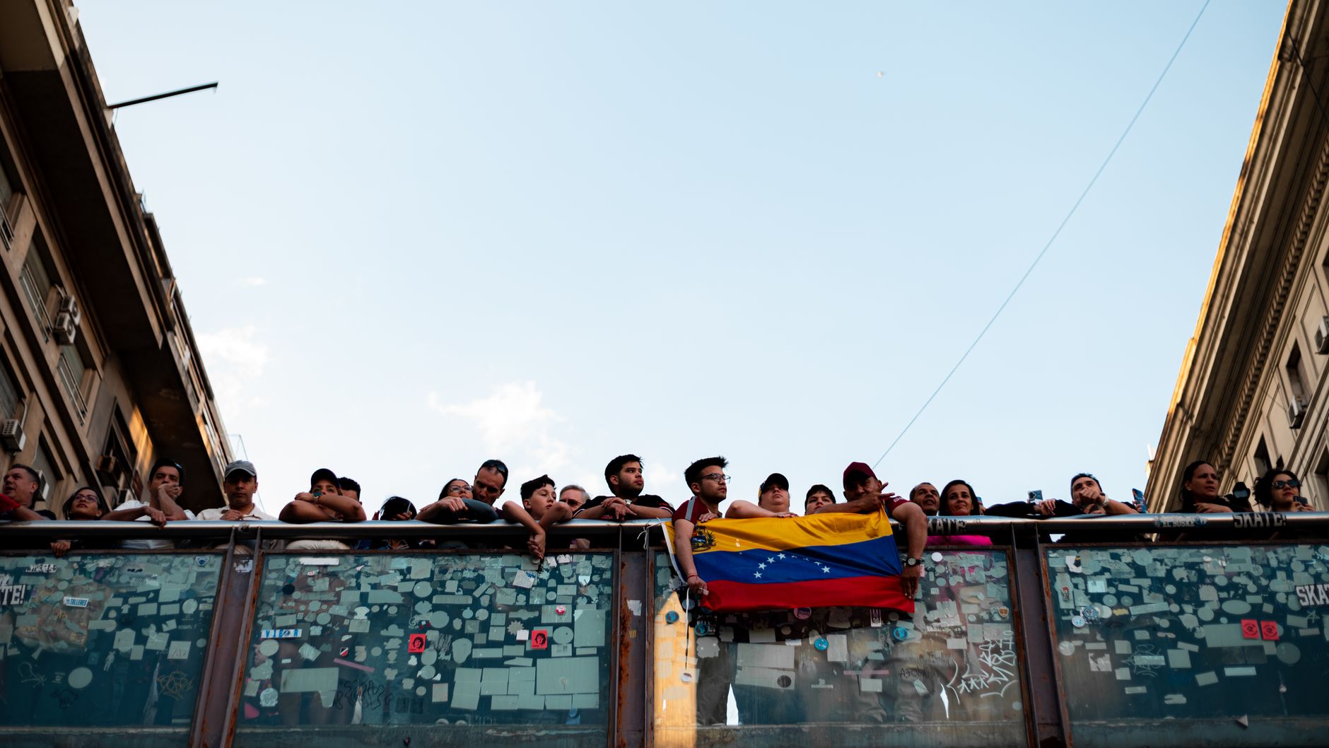 Venezuelans in Montreal grieve as death toll climbs past 900