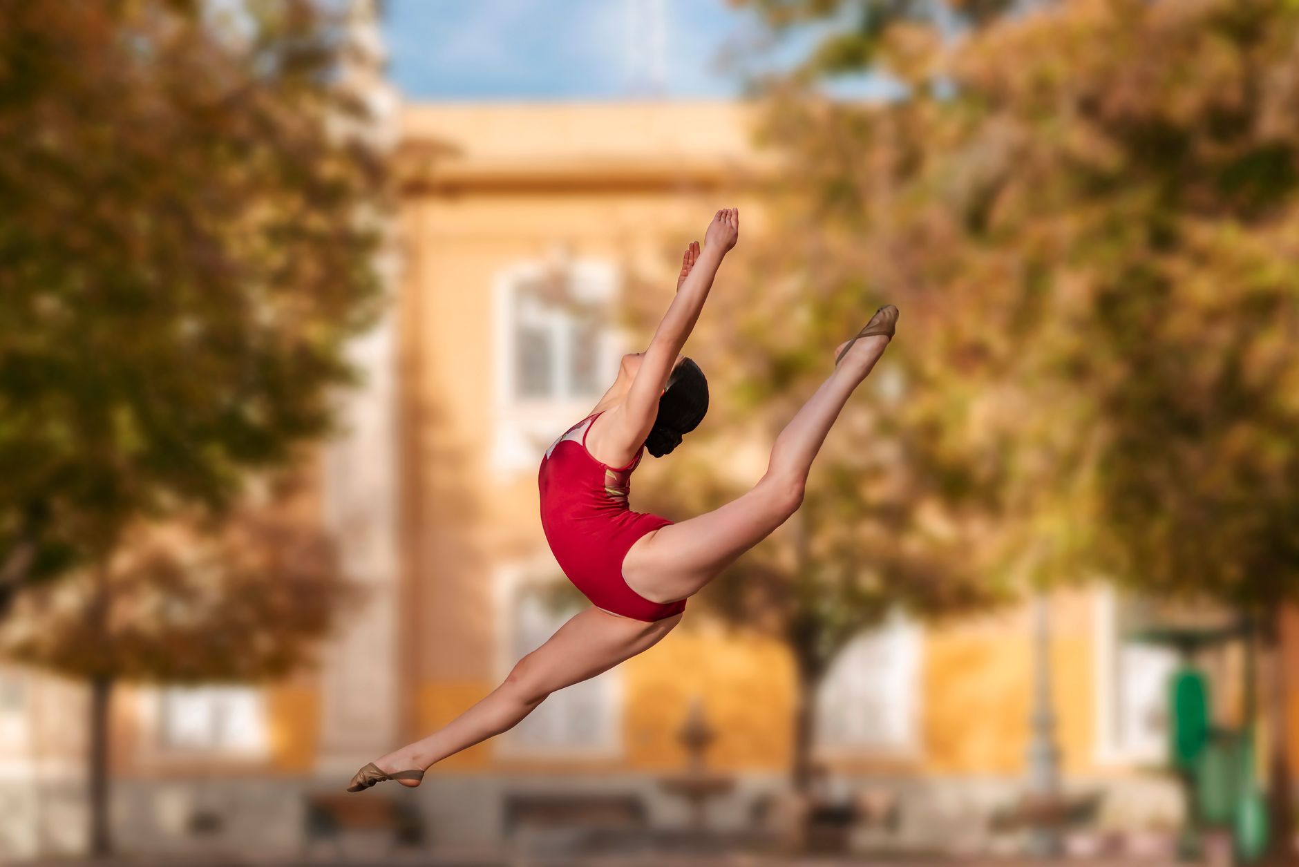 Sherwood Park dancer vows to fight RCMP ticket over safety concerns