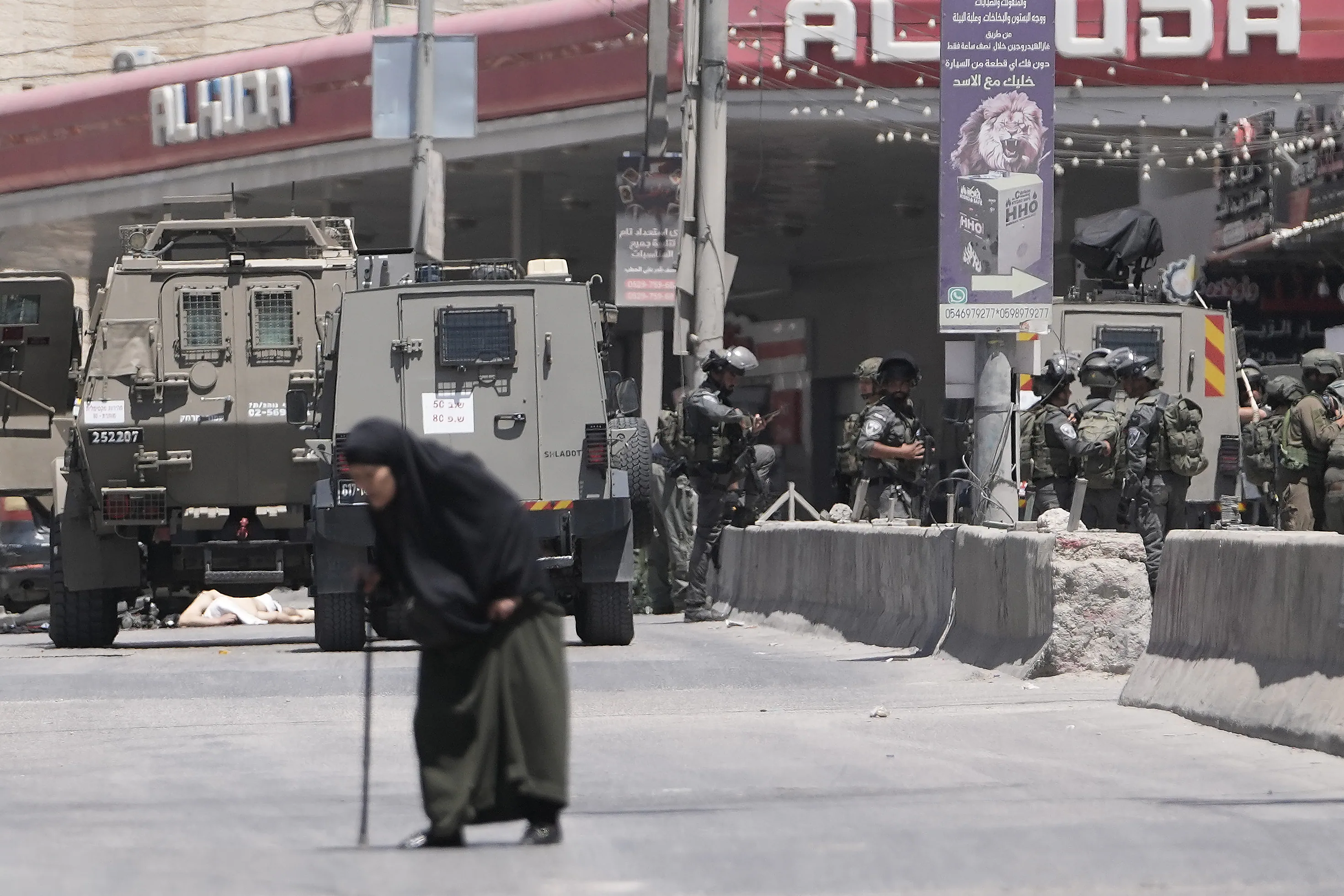 Canada imposes new sanctions on West Bank settler organizations