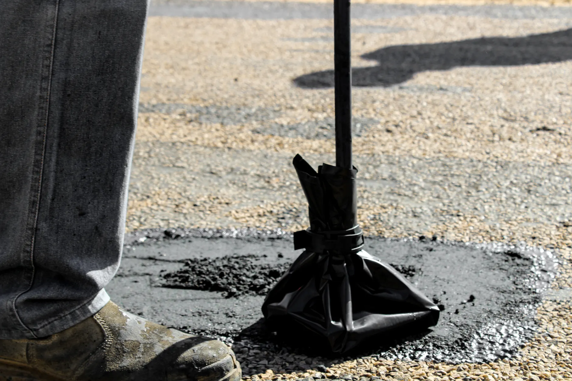 Toronto man fixing potholes for free after friend's fatal crash