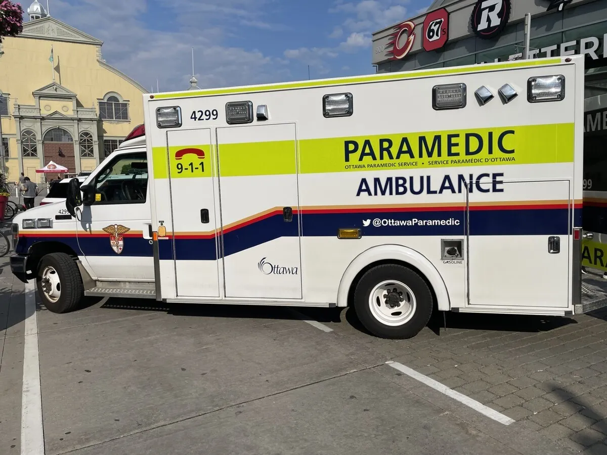 Child critically injured in Stittsville balcony fall