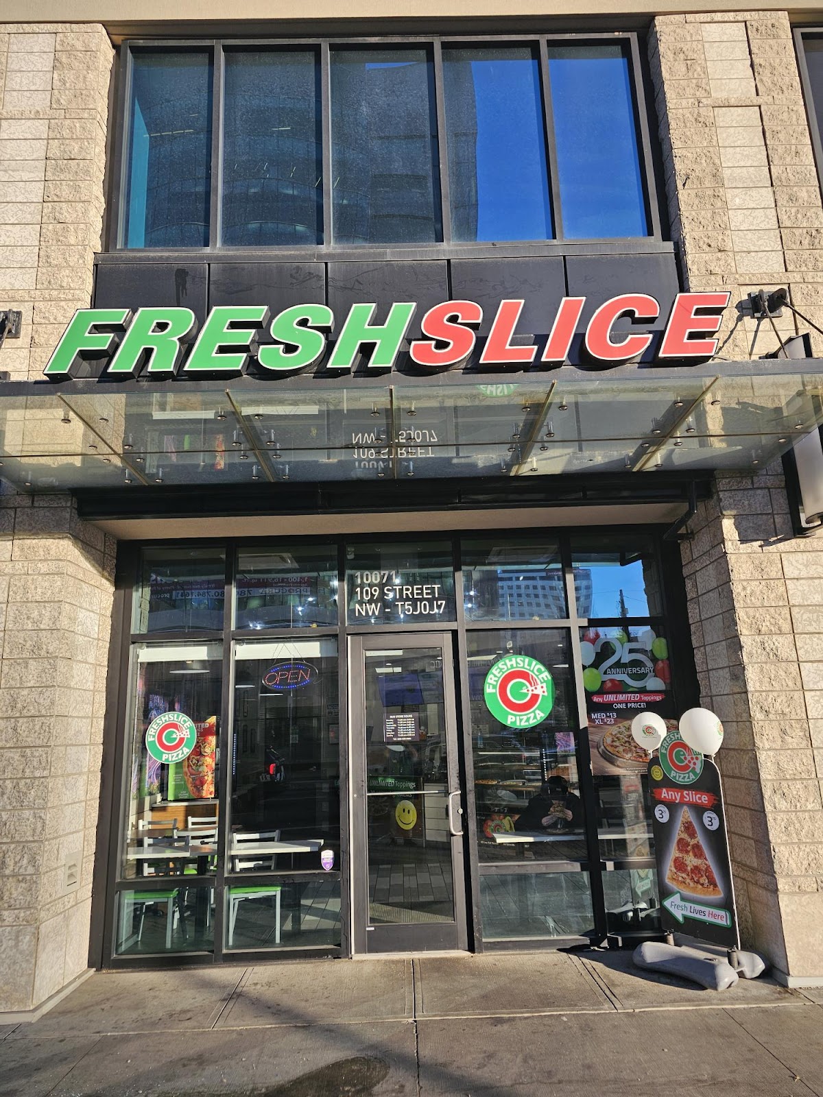 B.C. pizza chain Yummy Slice lands in Fort Saskatchewan