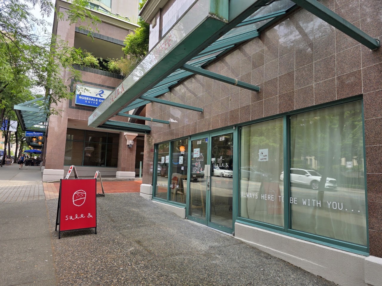 Salt& brings viral salt bread trend to Vancouver with soft opening on Hamilton Street