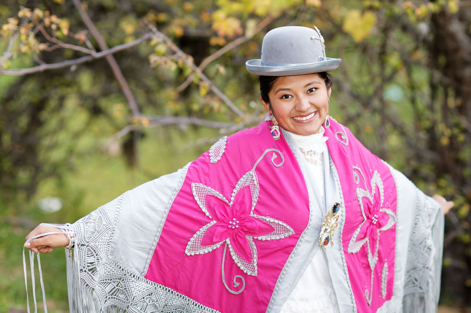 Edmonton Fringe's 45th year brings Indigenous gathering space, Queer tours, free shuttle