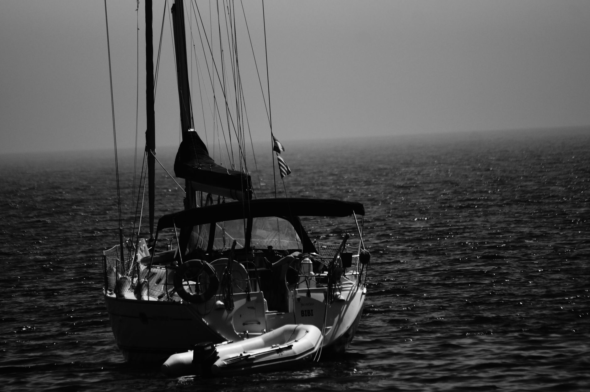 Chinese dissident arrives in Toronto after dinghy escape