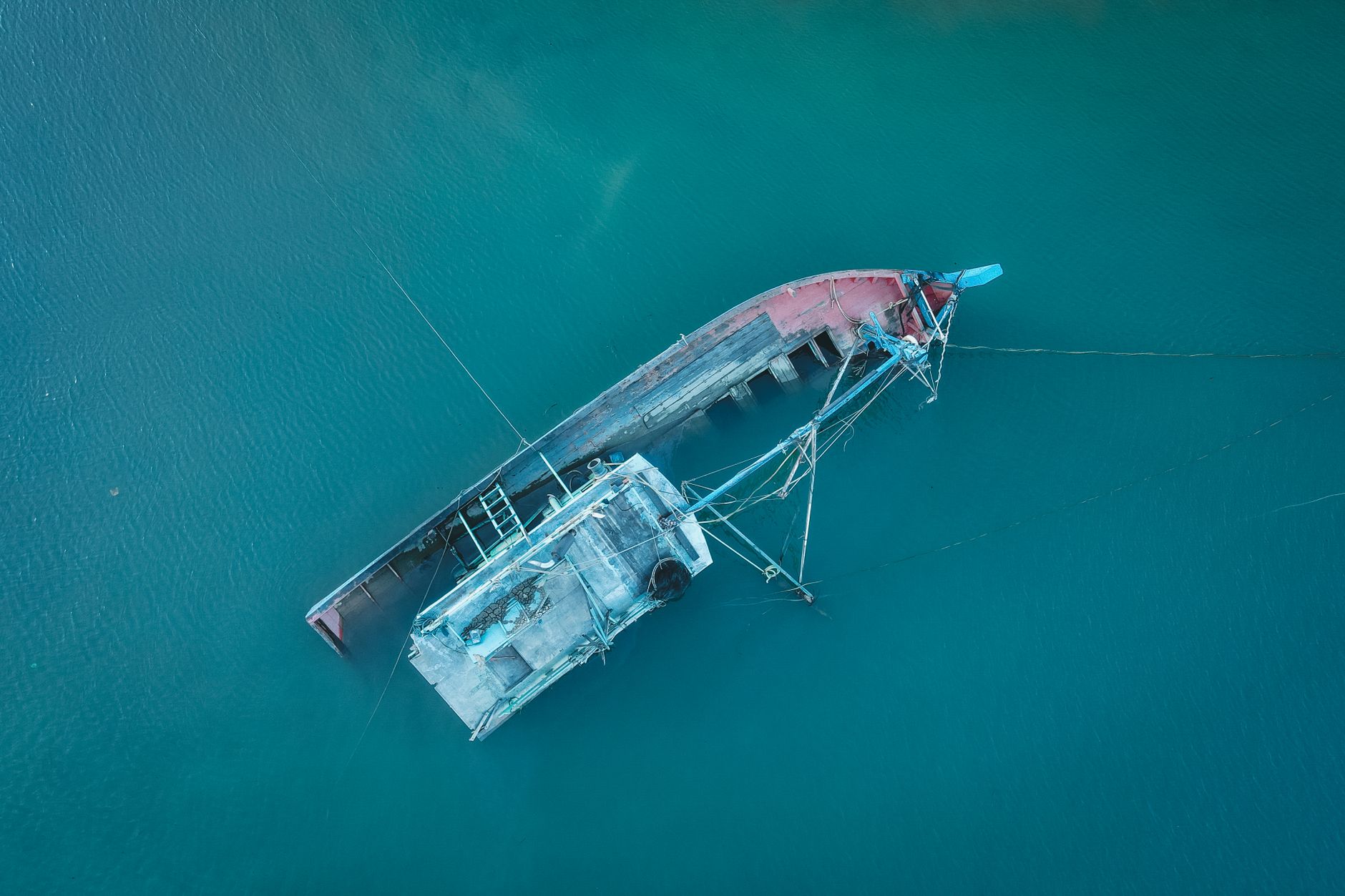 Eleven people rescued from capsized canoe near West Vancouver's Ambleside Beach