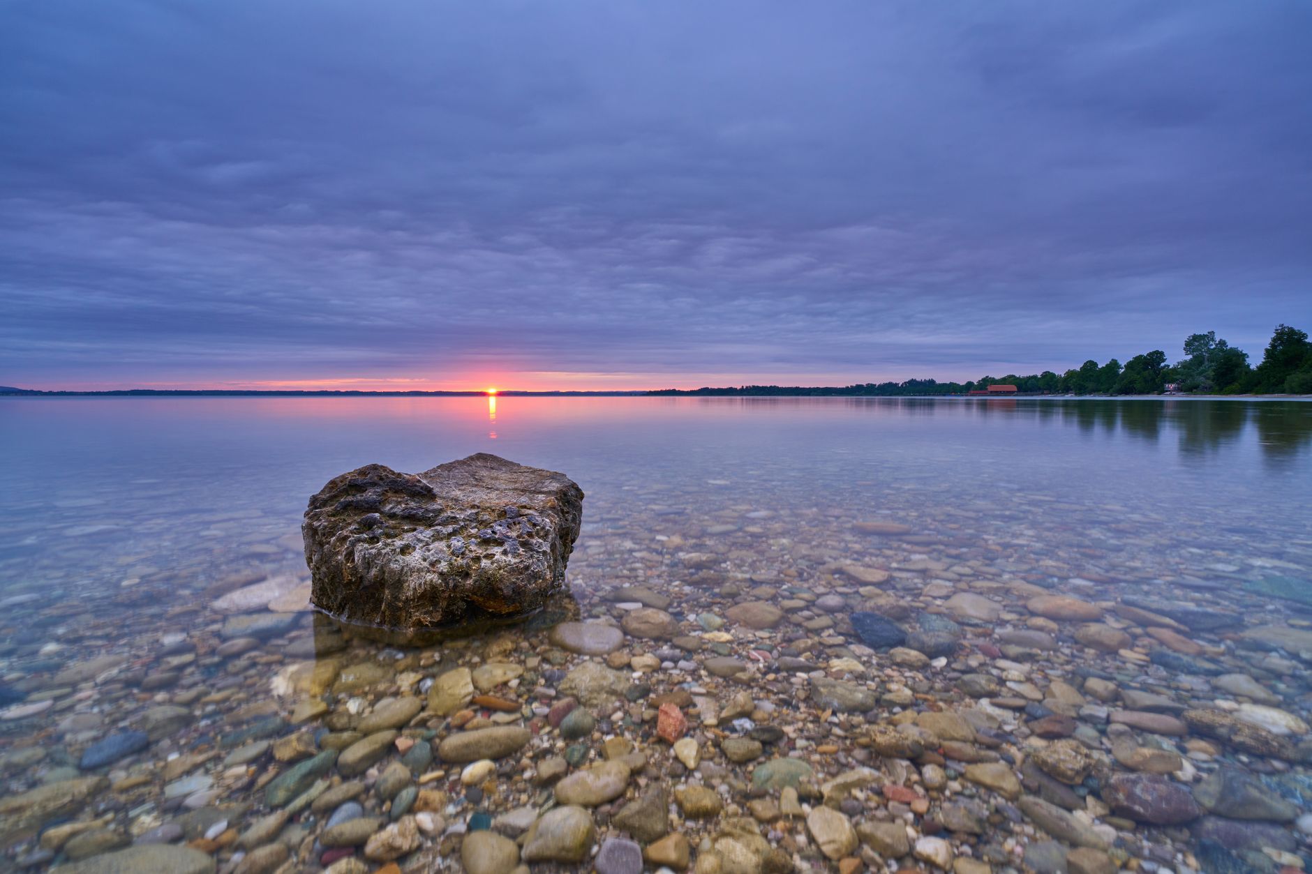 Manitou Stone sacred to First Nations moves to Elk Island National Park