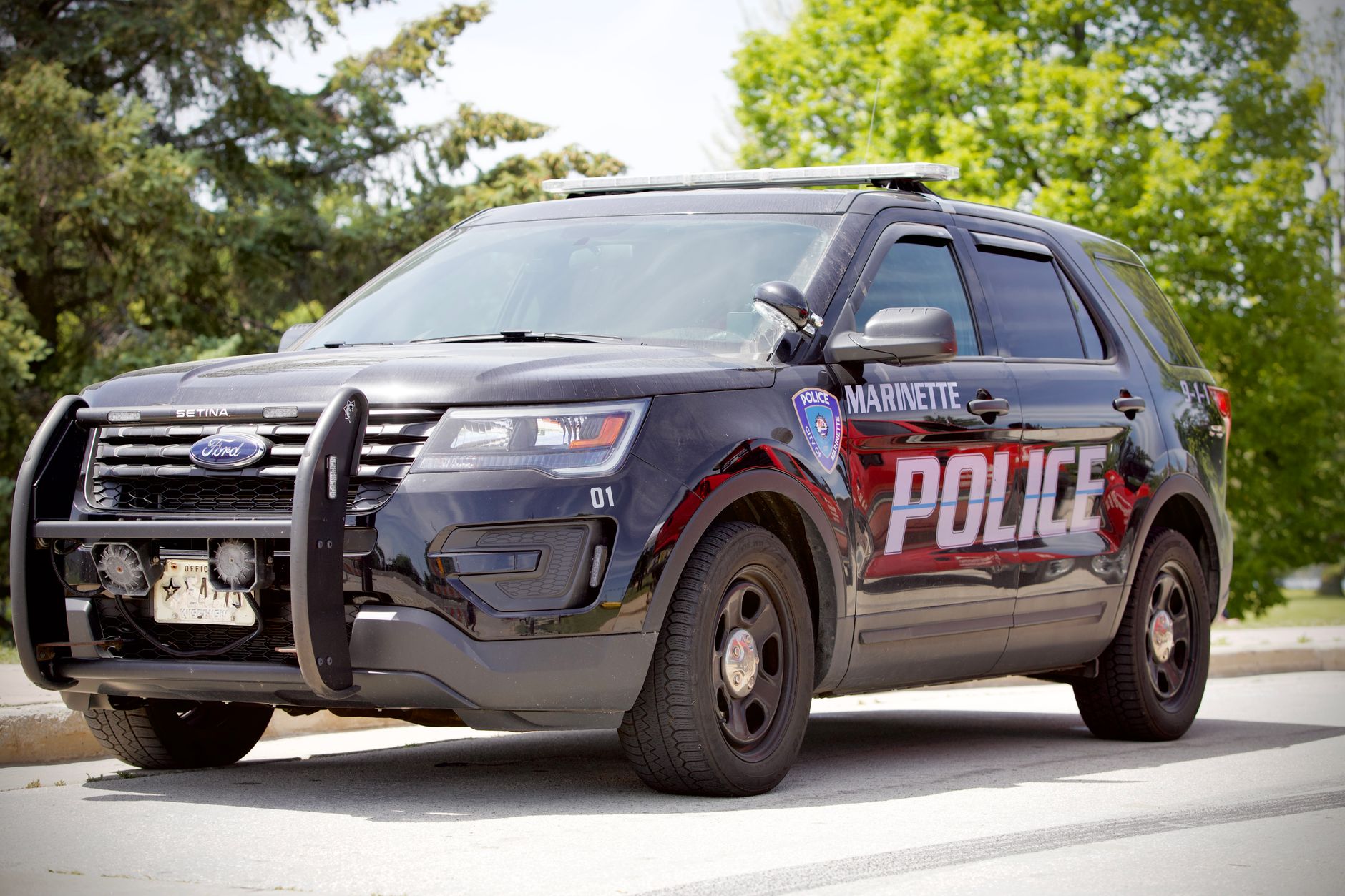 Ottawa police officer charged with assault after Oakville crash