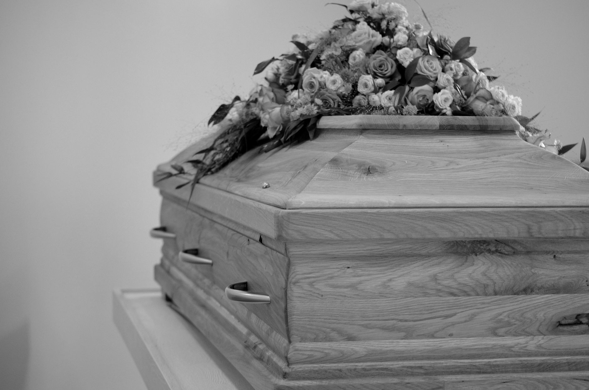 Funeral home thefts across Greater Montreal under investigation