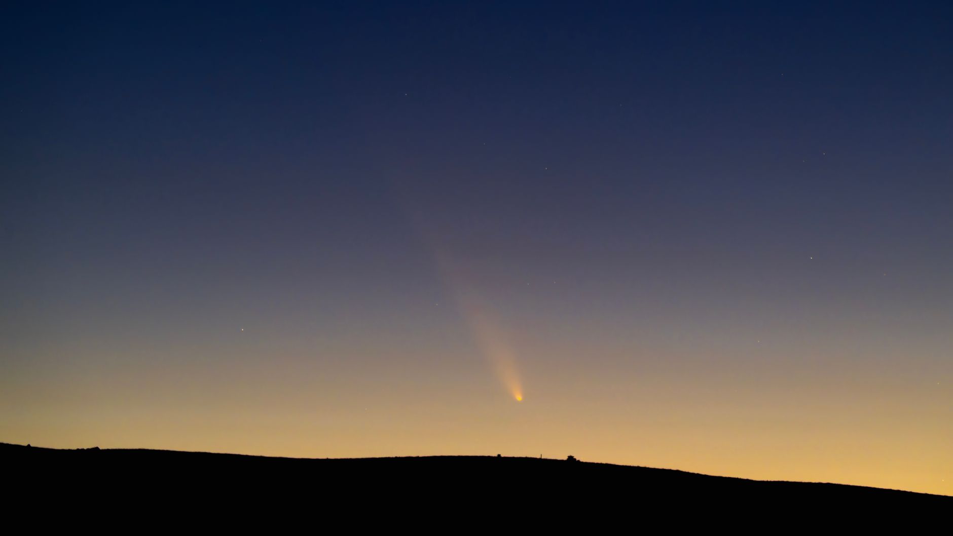 July's night sky brings Earth's aphelion, Buck Moon, and two meteor showers