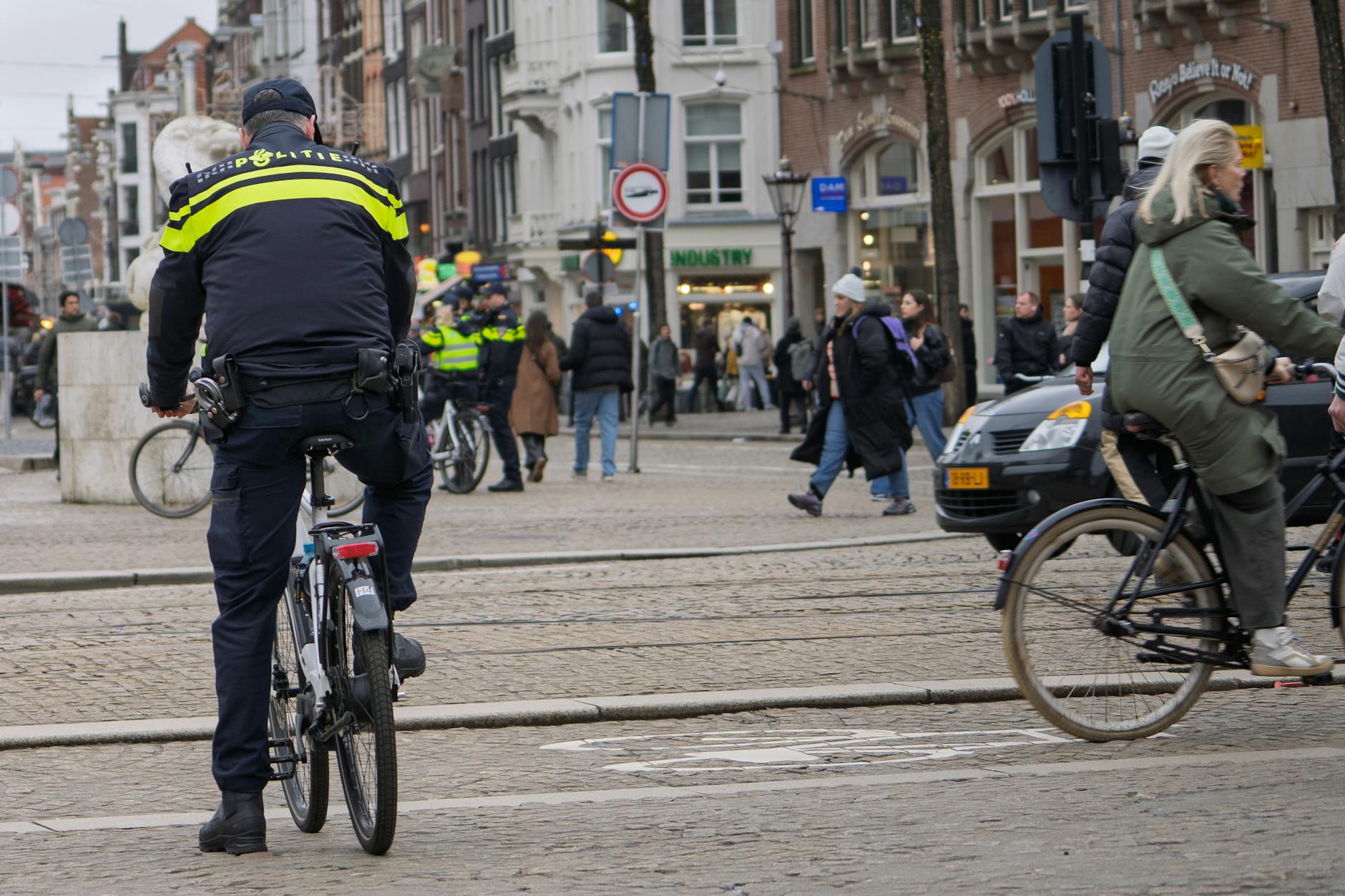 Video of cyclist tackled by police sparks use-of-force debate