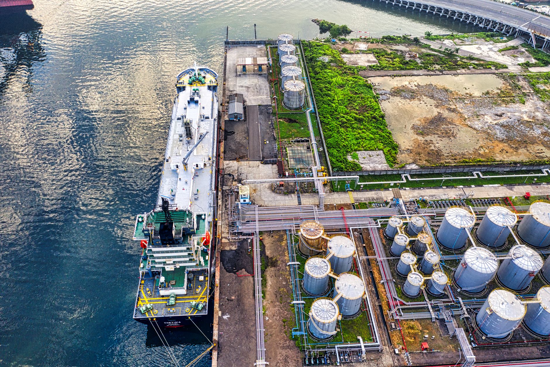 B.C. secures North Coast tanker ban in federal prosperity agreement with First Nations backing