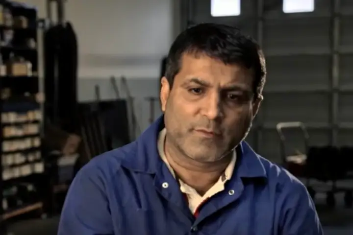 Iran ordered to pay $200M to B.C. mechanic tortured for dissent