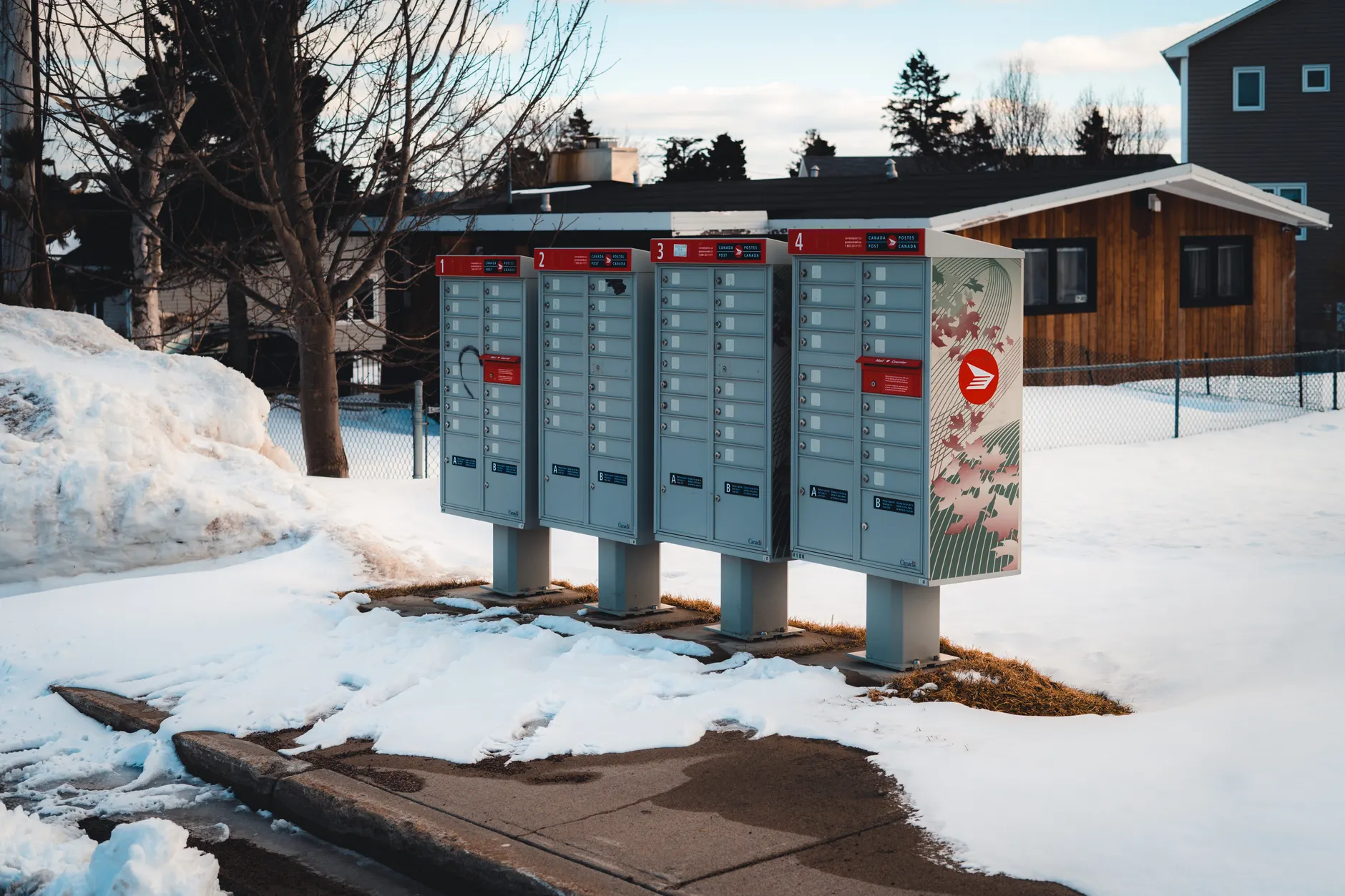 Canada Post ending home delivery in Laval, Longueuil by 2027