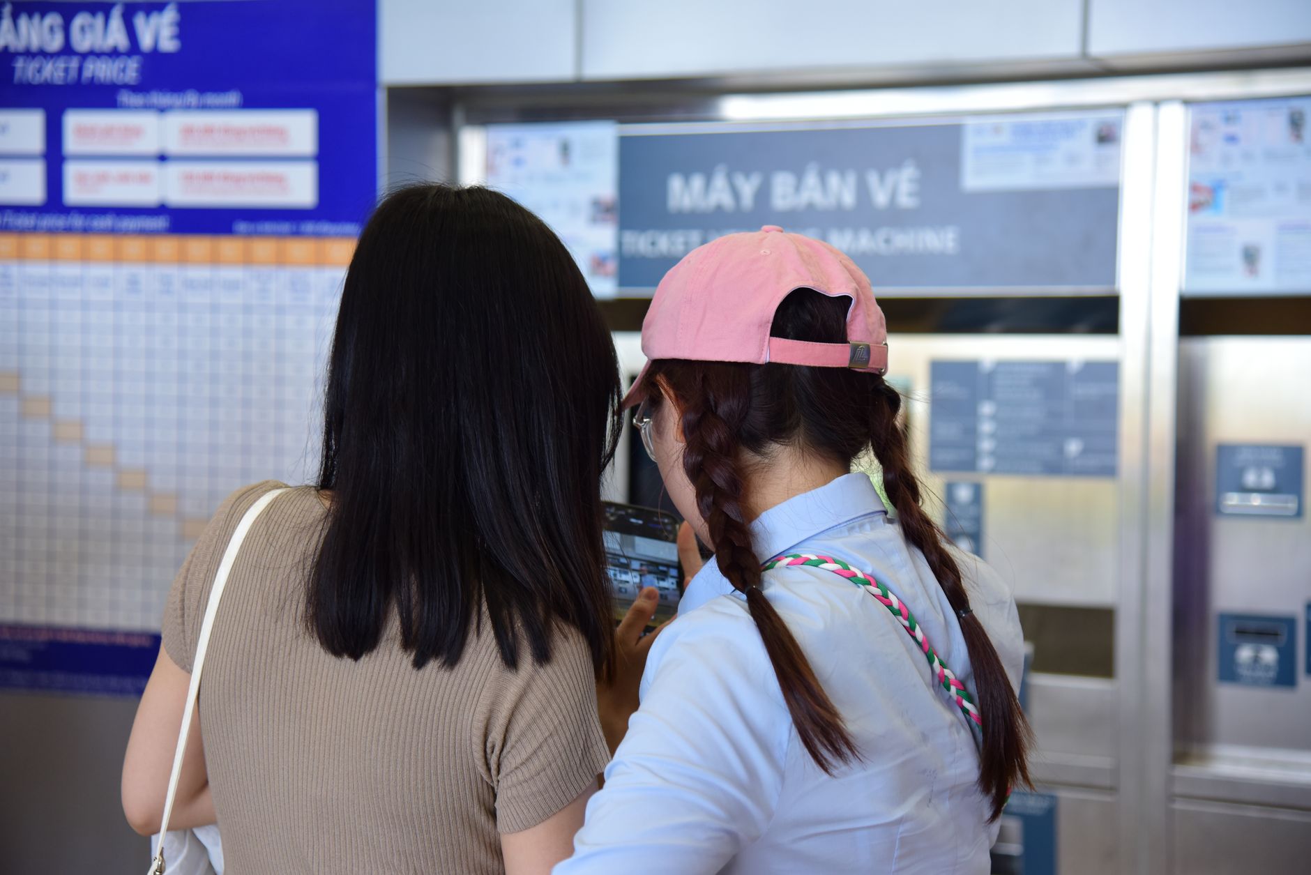 Ontario names ticket resellers violating new price rules